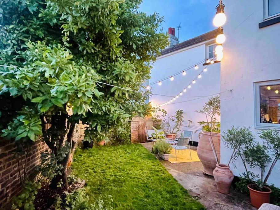 Northdene Cottage - Cosy Old Fisherman'S Cottage Two Mins From Sea - Free Parking - Wood Burning Stove - Roll Top Bath - Dog Friendly Deal Extérieur photo