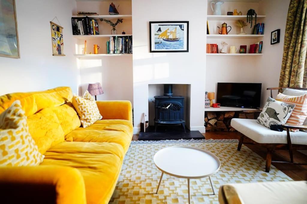 Northdene Cottage - Cosy Old Fisherman'S Cottage Two Mins From Sea - Free Parking - Wood Burning Stove - Roll Top Bath - Dog Friendly Deal Extérieur photo